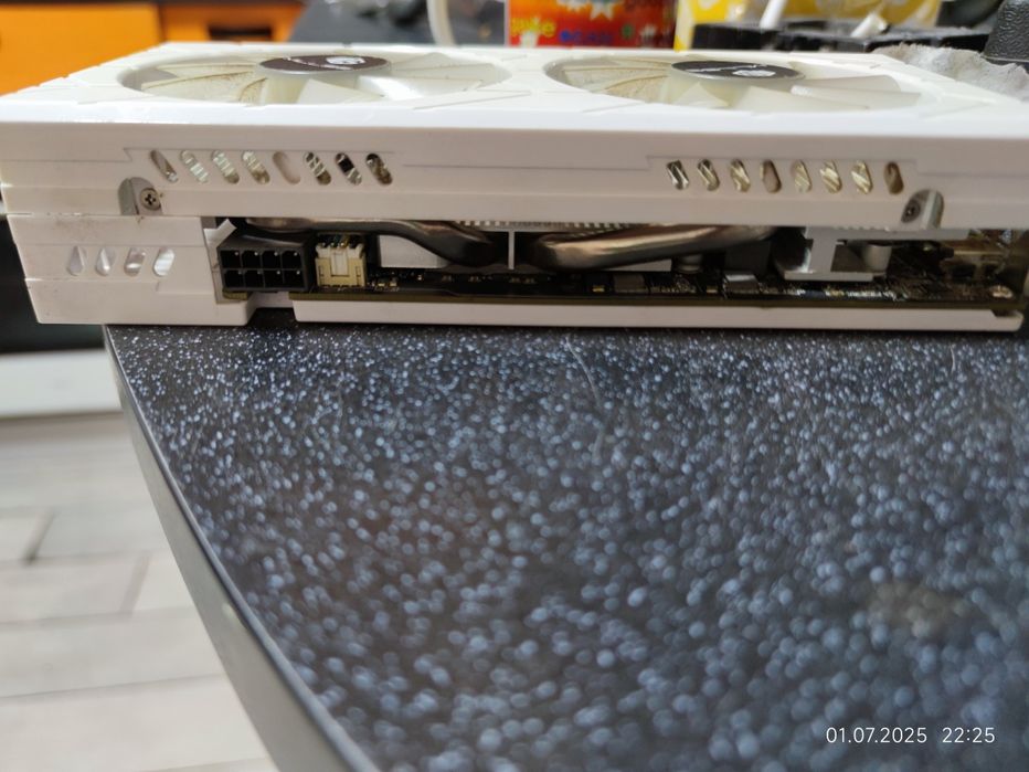 Видеокарта RTX 2060 SUPER 8GB