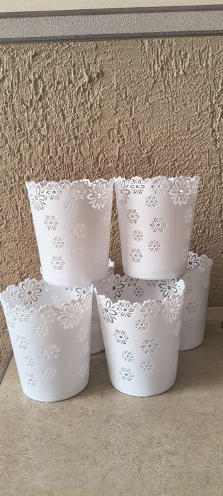 Osłonki na doniczki plastikowe