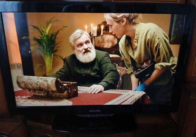 Telewizor Philips 37PFL4606H 37 cali stan bardzo dobry HDMI Full HD