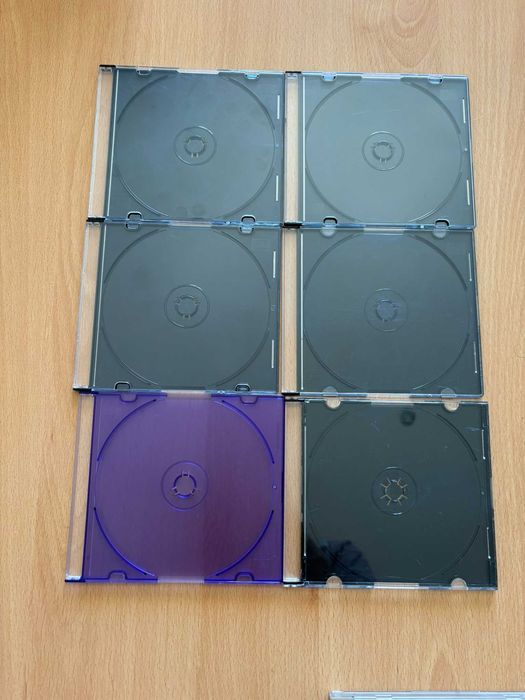 Lote de 12 caixas de CD e DVD