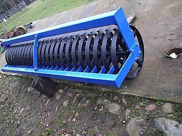 wał daszkowy solidny