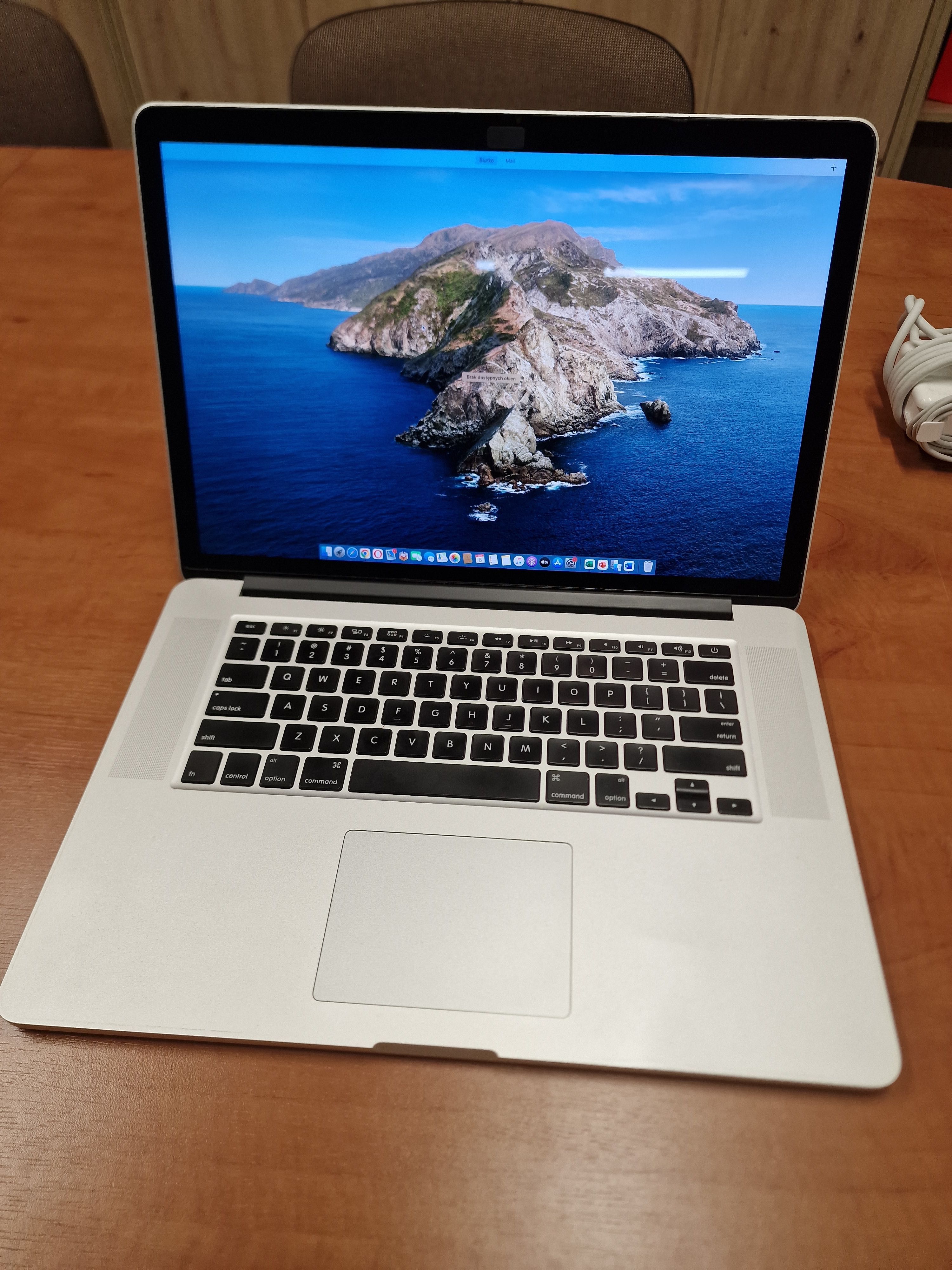 MacBook Pro (Retina, Mid 2012), 15 cali. Intel Core i7, 8 GB DDR3 + FV