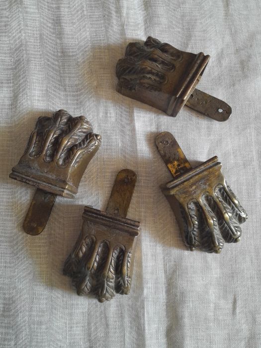 4 pés em metal para mesa