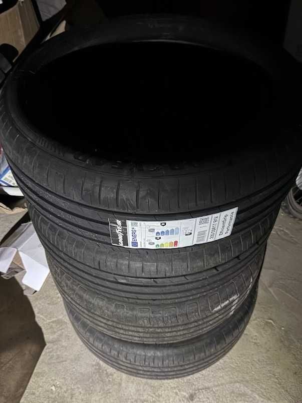 Goodyear EfficientGrip Performance 205/55 R17 2024 zdjęte nowego auta