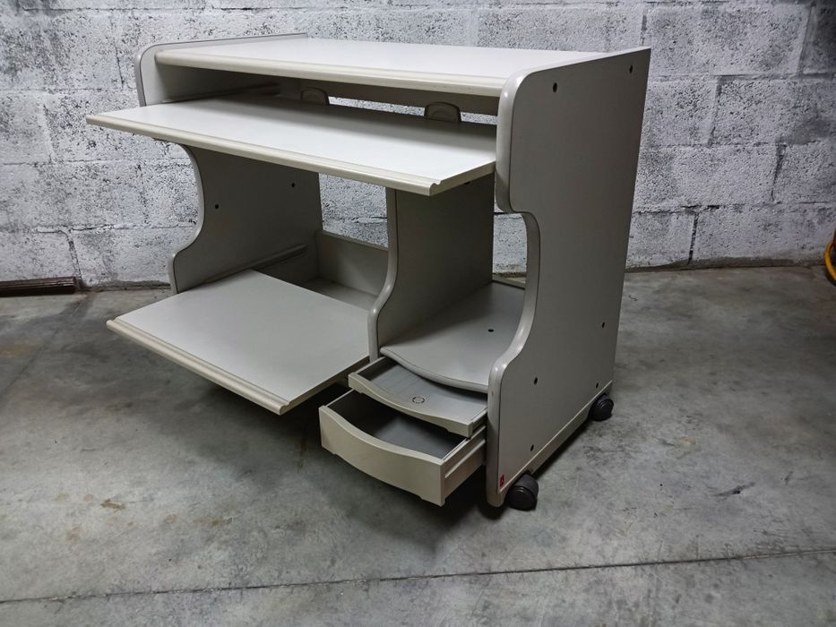 Secretaria multifuncional, estrutura resistente com rodas, 96/80/50cm