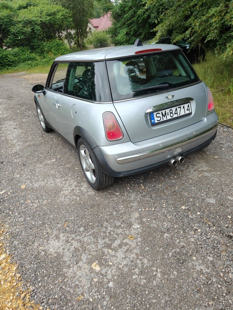 Mini Cooper 1.6 Benz.,,super stan''