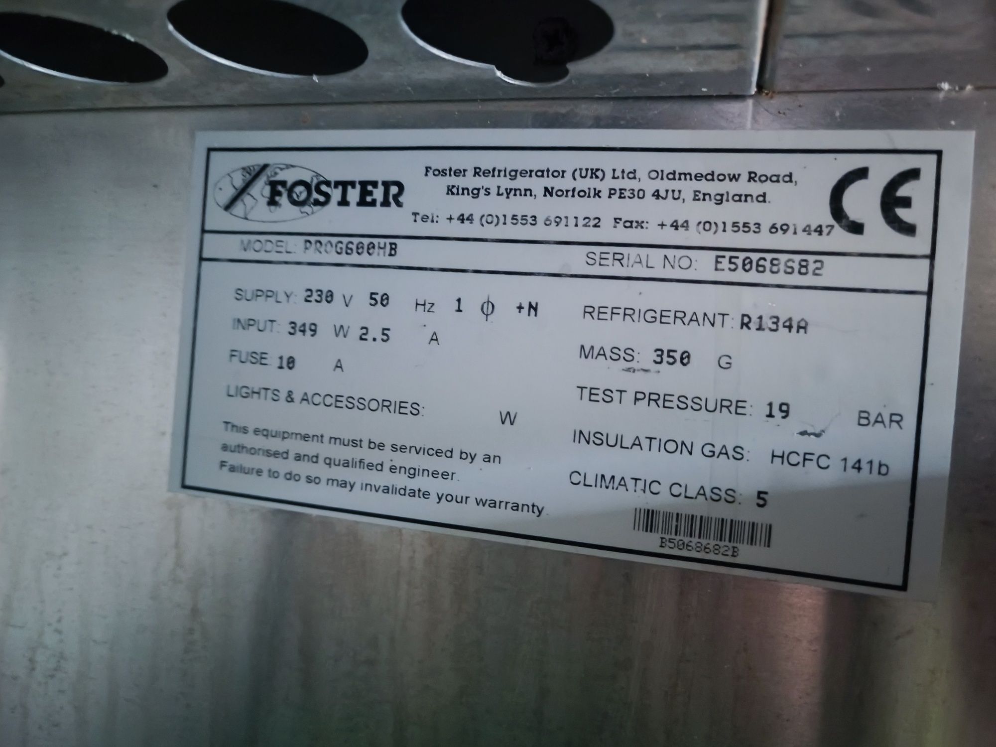 Шафа холодильна 600 л Foster Англія