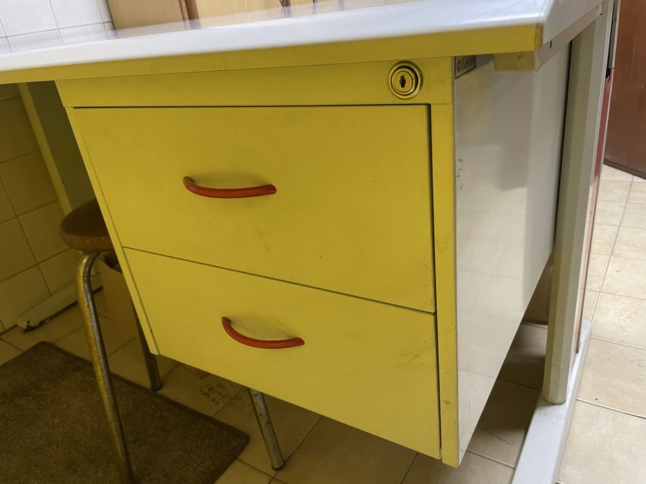 Secretária escritorio