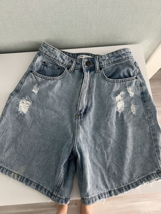 Джинсові шорти жіночі