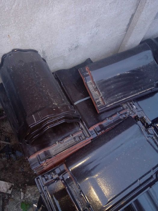 Okazja!! Dachówka ceramiczna Rubin 9V Braas 47 sztuk i 8 innych.
