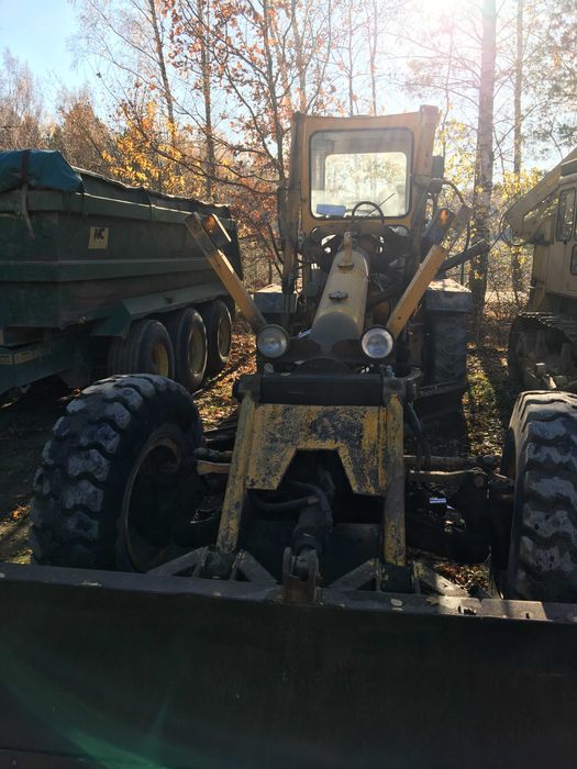 Równiarka drogowa SHM-4