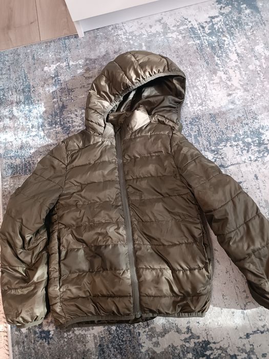 Продам куртку на хлопчика