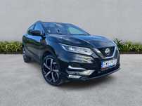 Nissan Qashqai Lift 1.6 Benzyna Full LED Kamery 360 Alu 19 Nowe opony