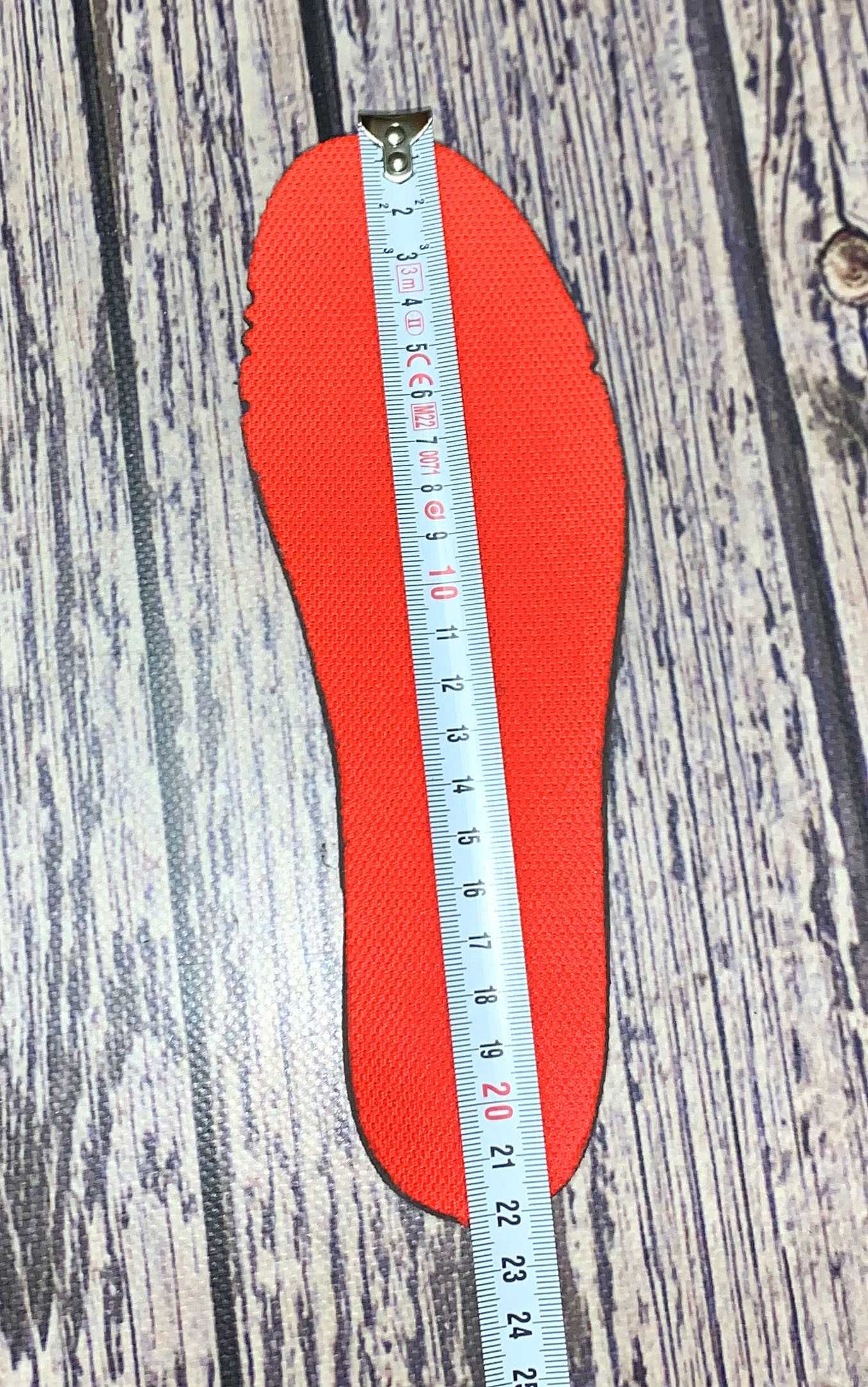 Кроссовки nike hustle cw 6736-006 для ребенка. размер 33 (21,5 см)
