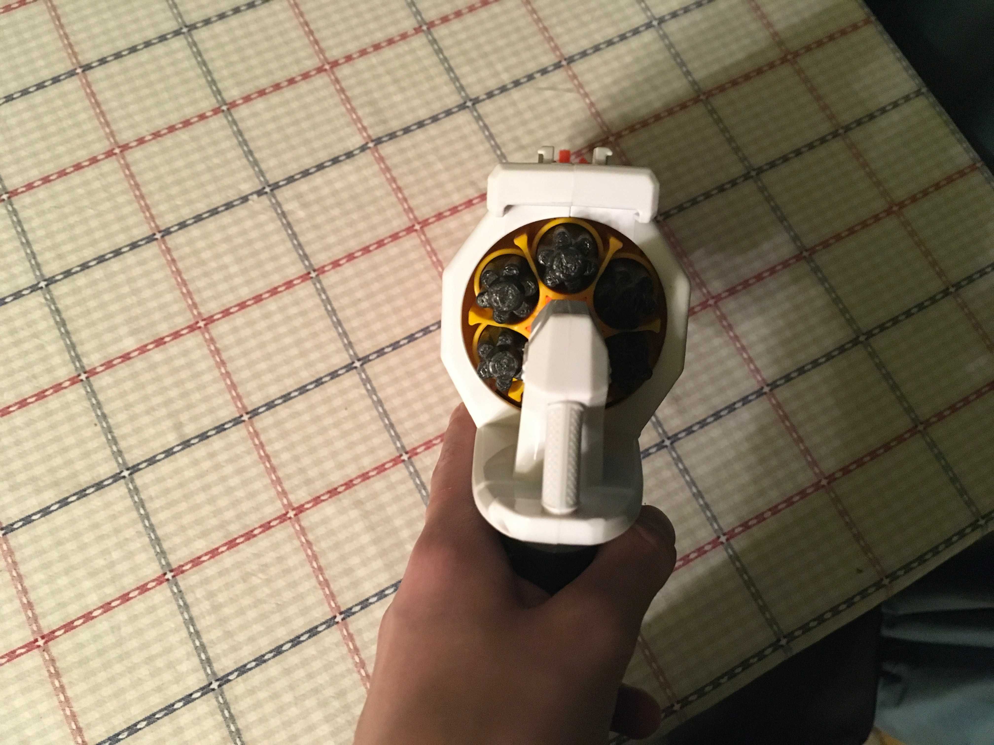 NERF ULTRA 2 Rewolwer z 5 strzałkami