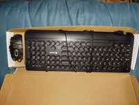 Conjunto de teclado e rato como novos