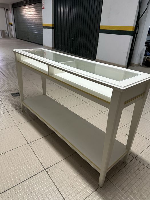 Consola/aparador branco vidro LIATORP IKEA