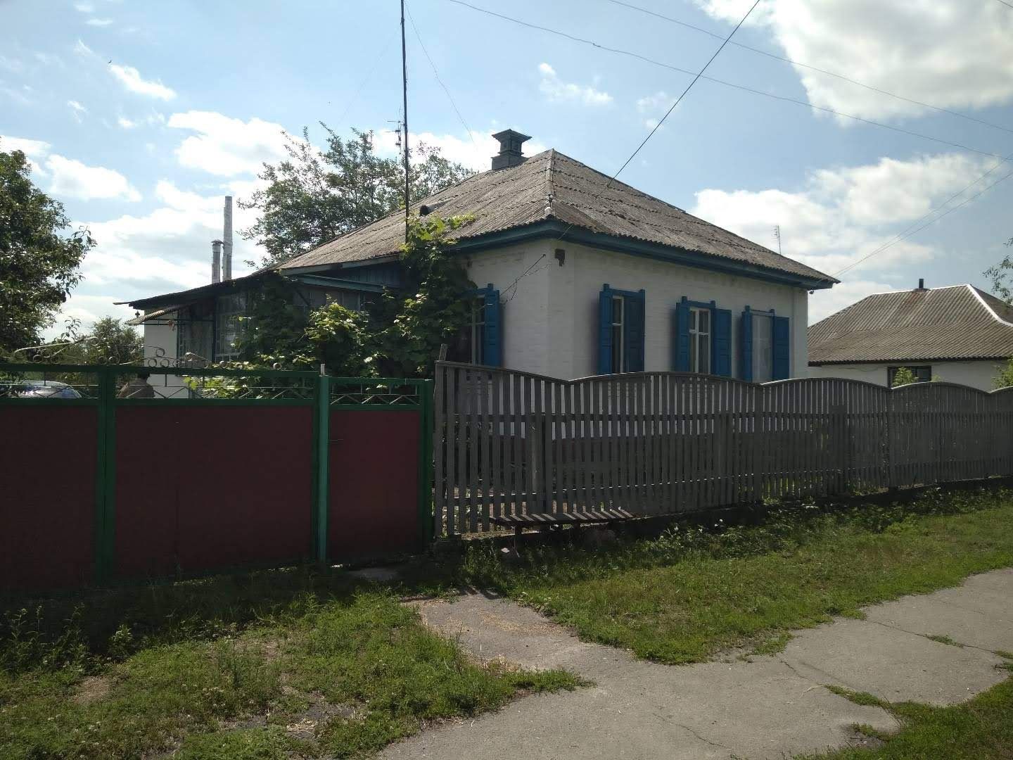 Будинок в селі Піщане Золотоніського р-ну