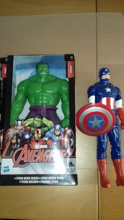4 bonecos Marvel Vingadores - Iron man, Hulk, Capitão América e Thor