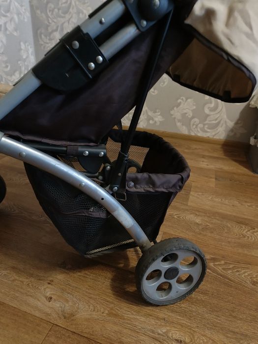 Продам б/у дитячу коляску