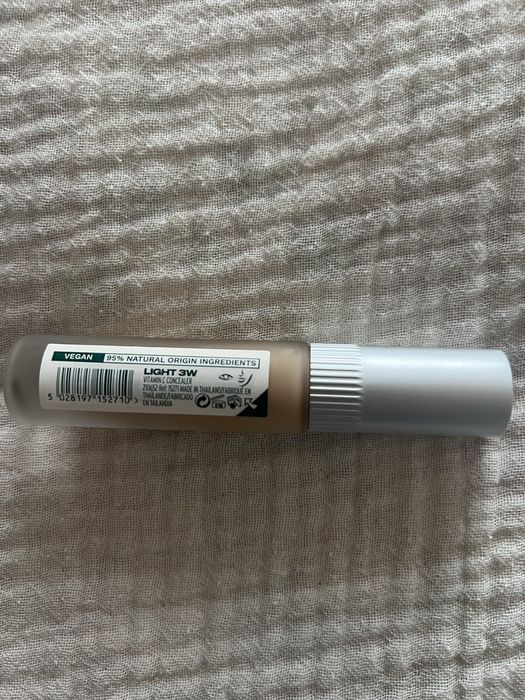 Korektor witaminowy z The Body Shop