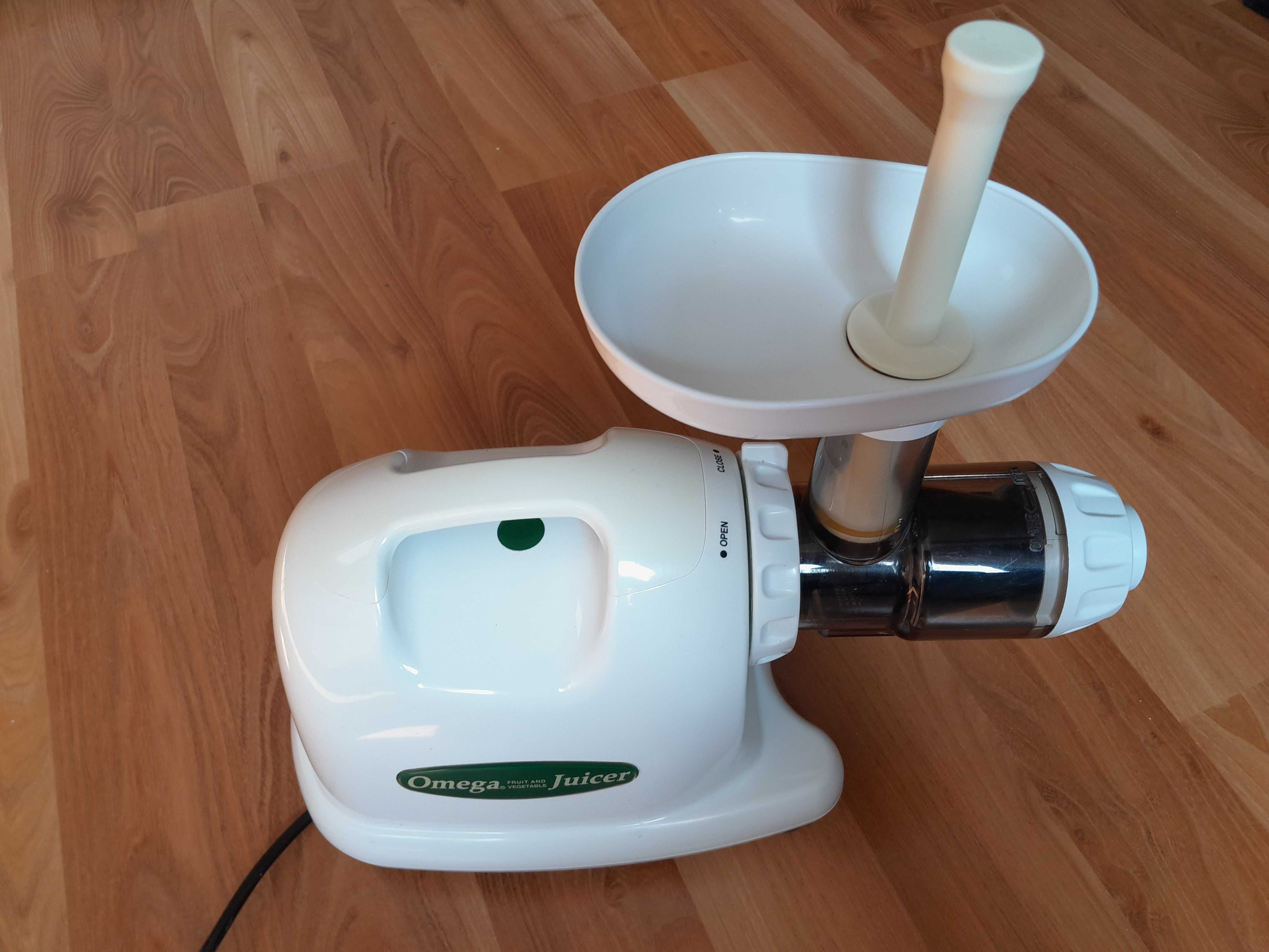 Wyciskarka Omega Juicer 8224 - super zdrowe soki