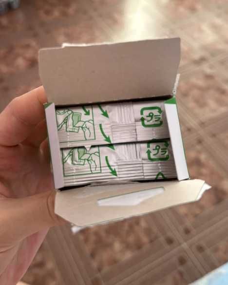 instax 12 mini двi штуки.