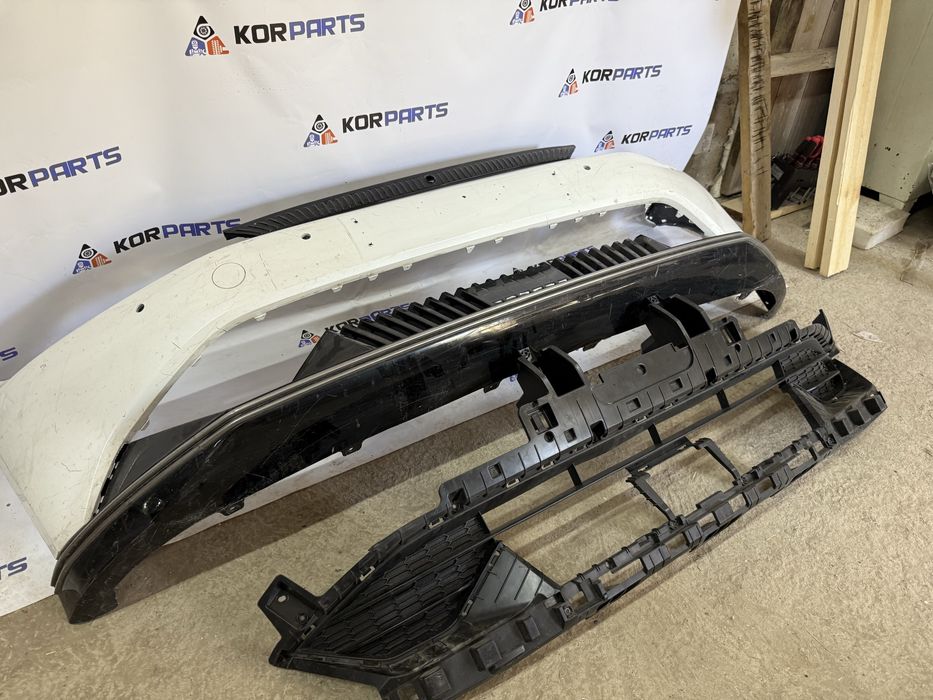 Бампер KIA EV6 Wind Light