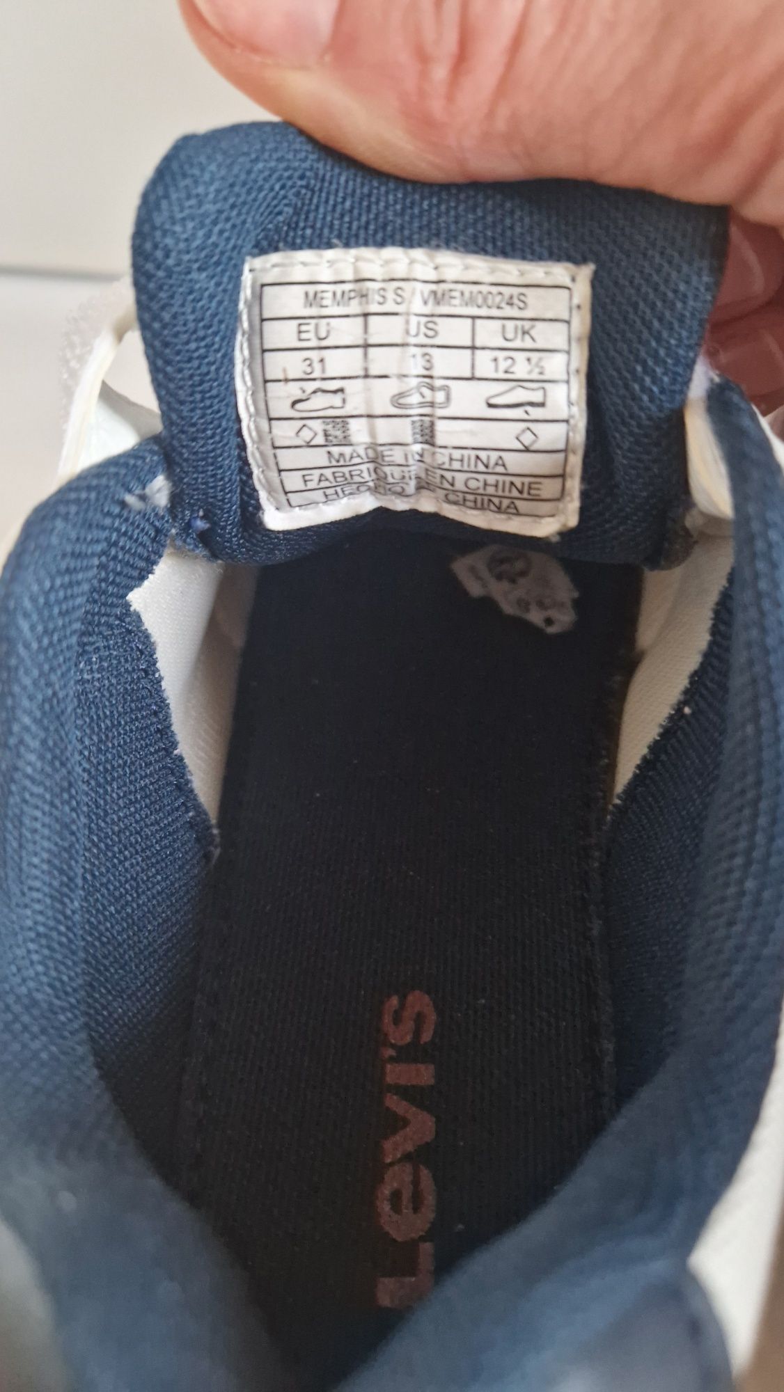 Sneakersy Levi's r. 31