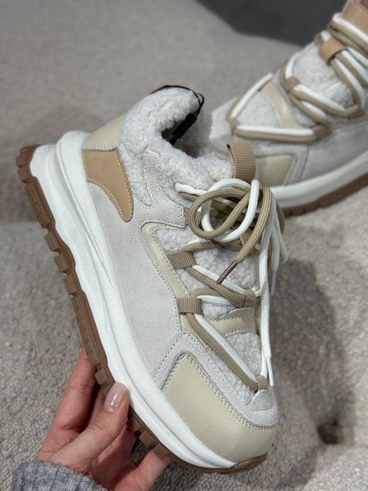 Кросівки утепленні , без коробки