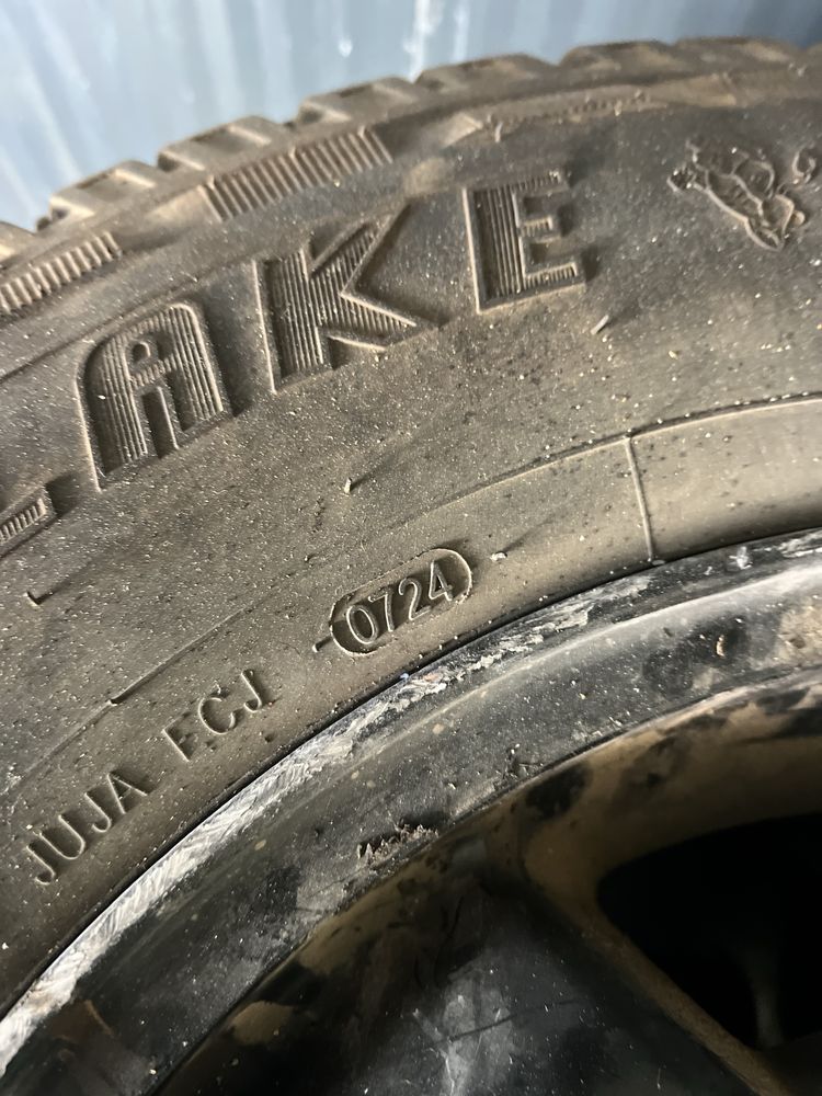 Jantes Land Rover c/ pneus novos