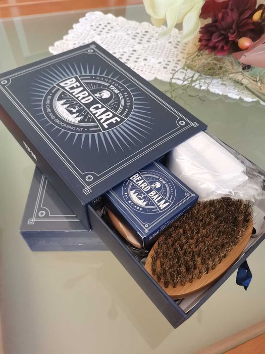 Kit Barba completo 8 em 1 óleo /creme /escova /champô /tesoura / pente