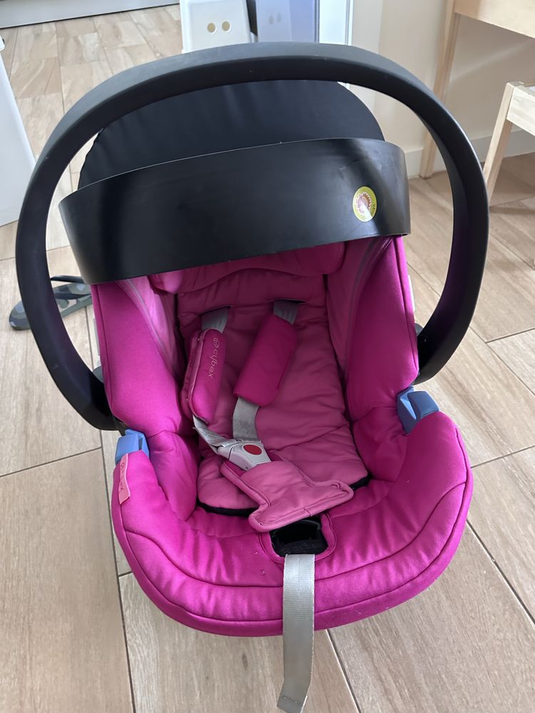 CYBEX Gold com capa para chuva