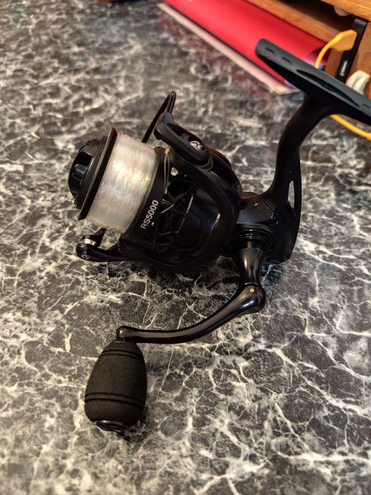 Kołowrotek spining spławik 5000