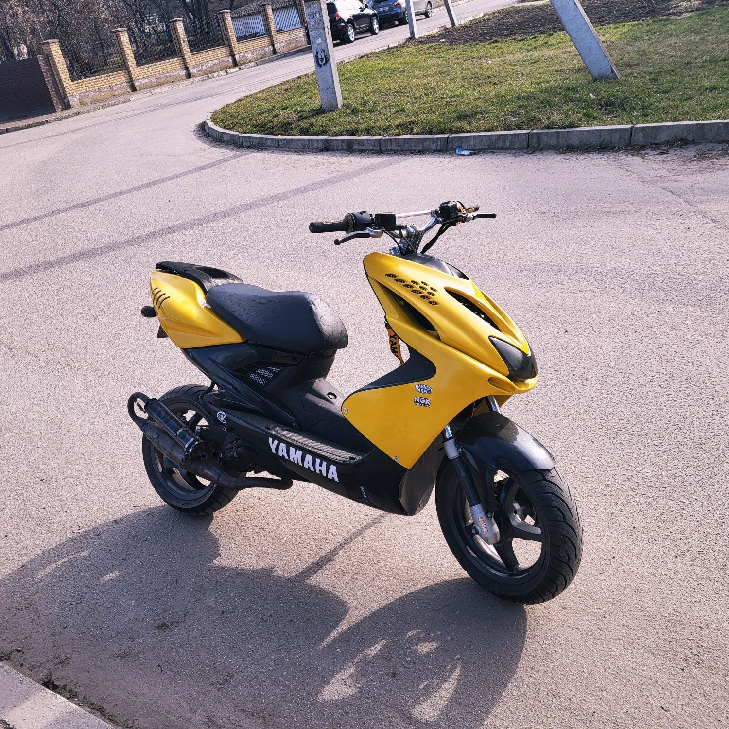 Yamaha Aerox 70cc(ne dio jog neos bws slider)