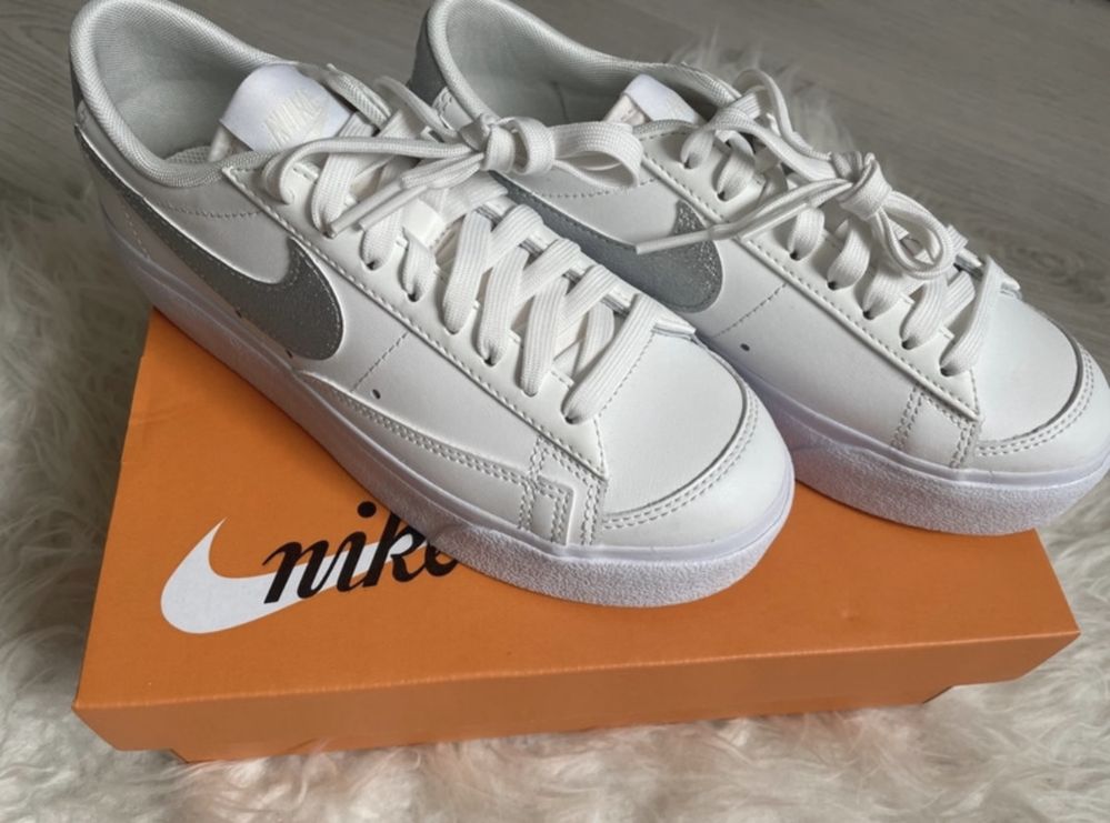 Nike Blazer Low Platform
