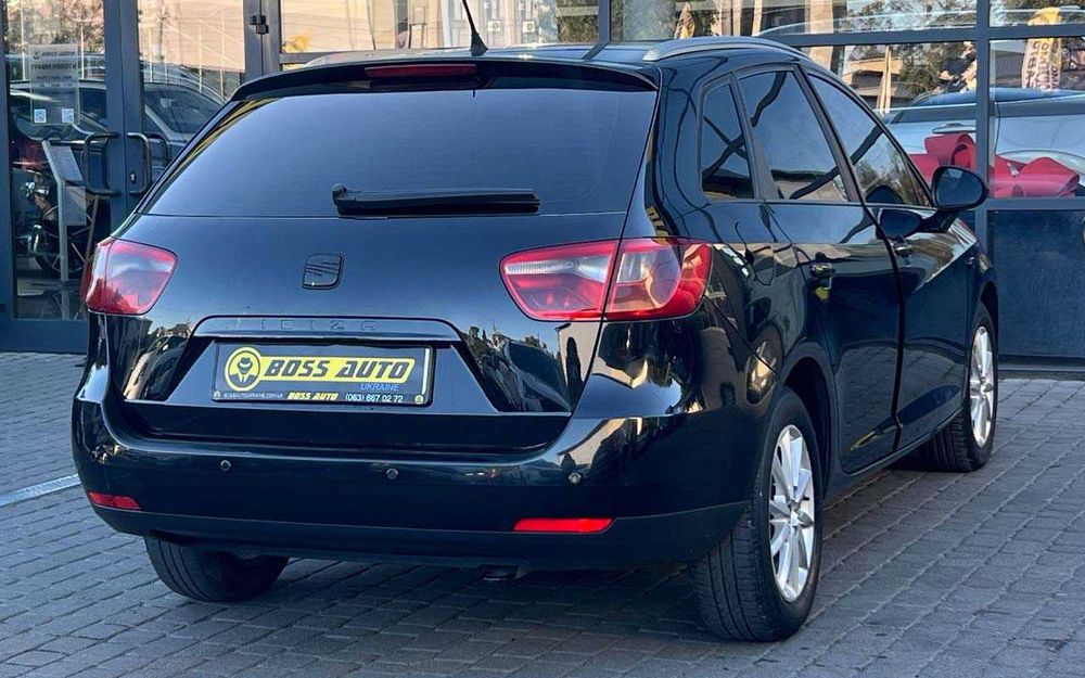 Seat Ibiza 2011 року