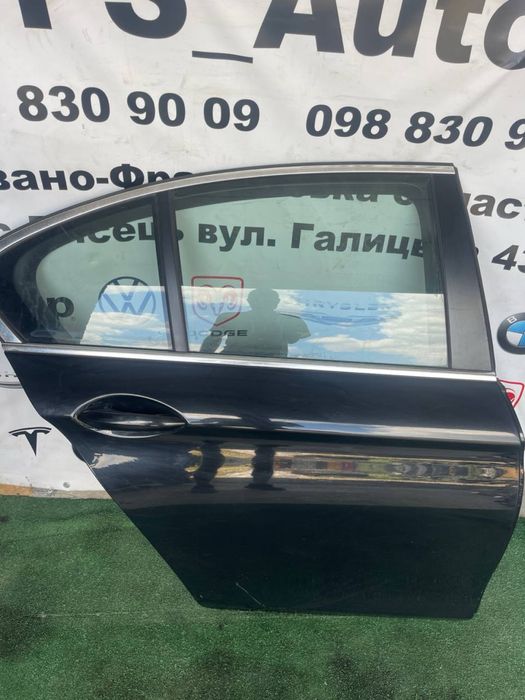 Задні праві двері BMW 528 530 535 F10