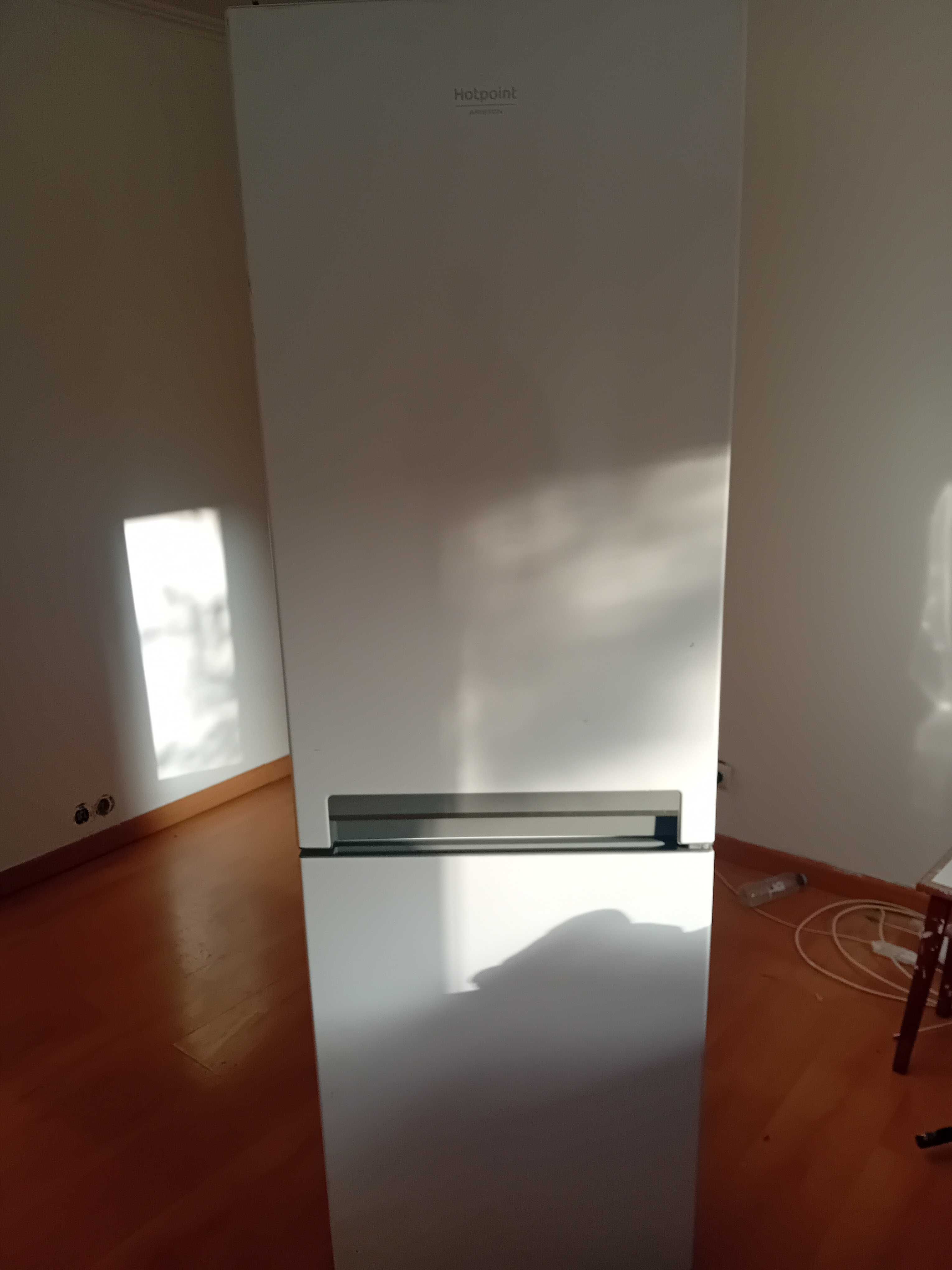 Frigorifico  combinado ariston