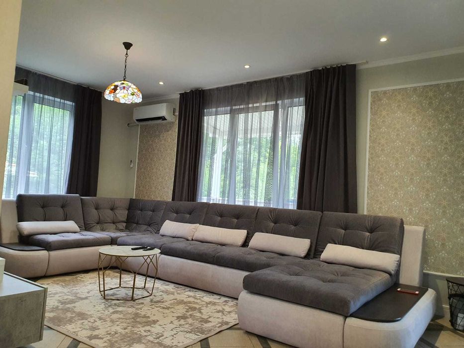 Пропоную будинок с Белогородка ,Котеджне містечко Зелений Бульвар