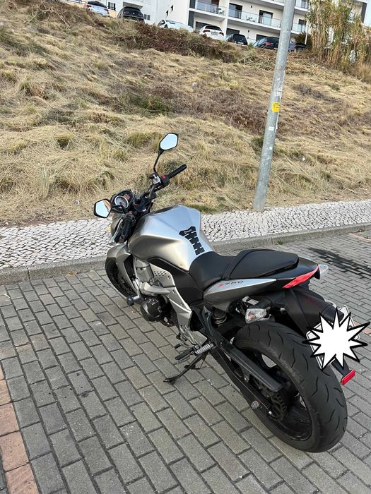 Kawasaki z750 cinza de 2007