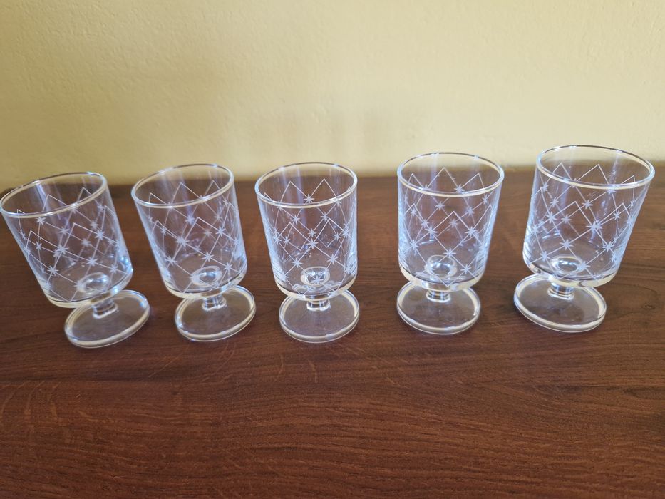 Kieliszki na nóżce