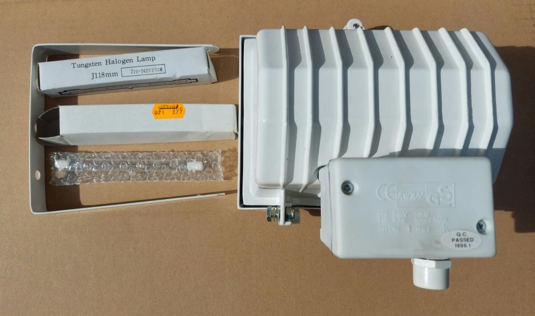 Lampa halogenowa 500W - Nowa