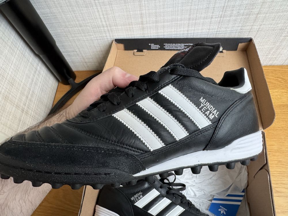 Adidas mundial us10