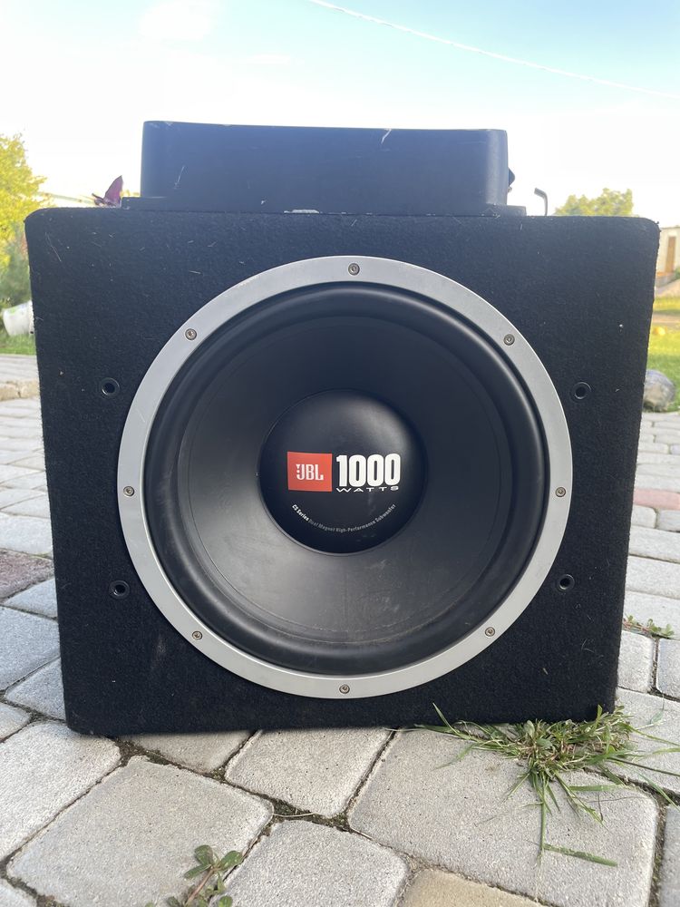 Сабвуфер jbl з підсилювачем pioneer