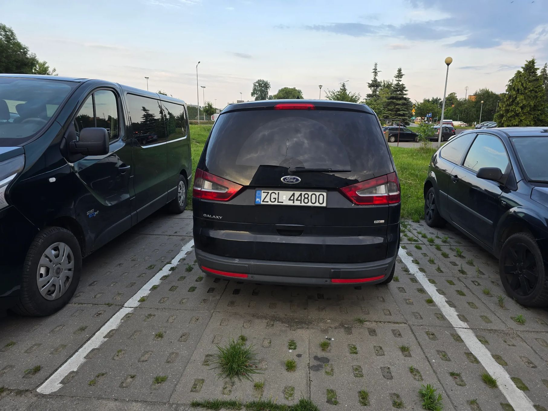 Ford Galaxy Ford Galaxy 2.2 dti, alcantara, convers+, android, podgrzewana szyba
