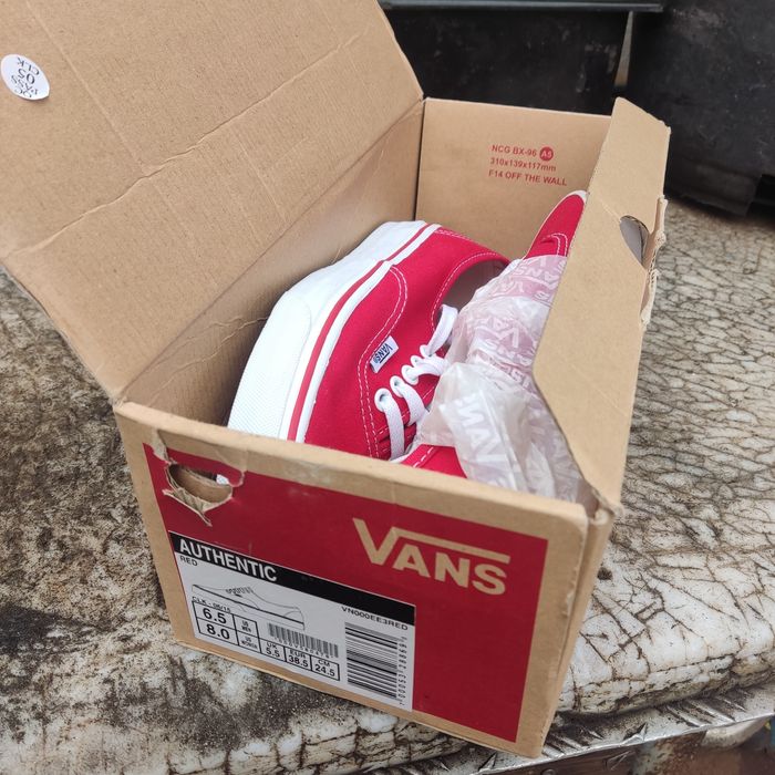Vans vermelho 38.5