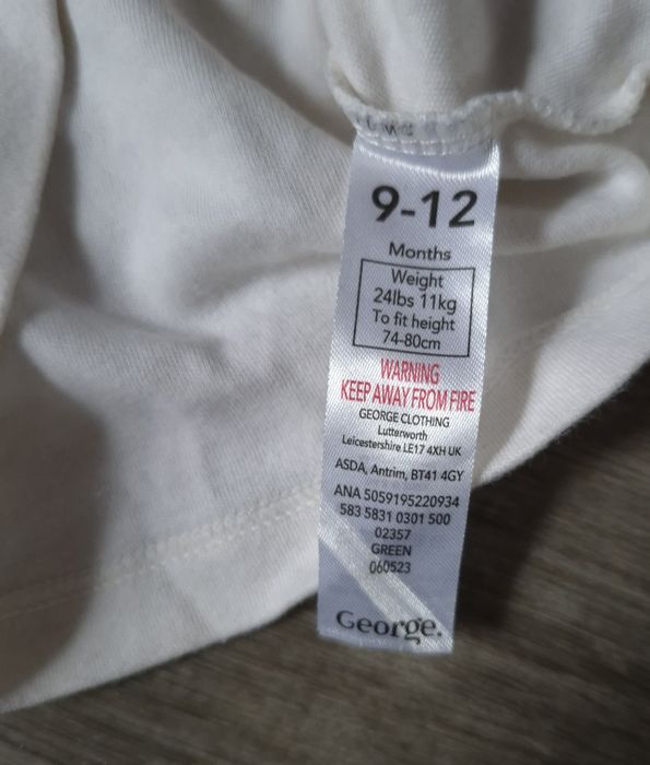 Реглан бавовна у новорічному стилі грінч на 9-12місяців