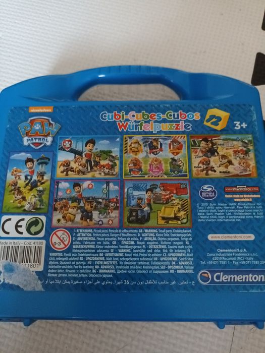 Klocki, puzzle psi patrol w walizce