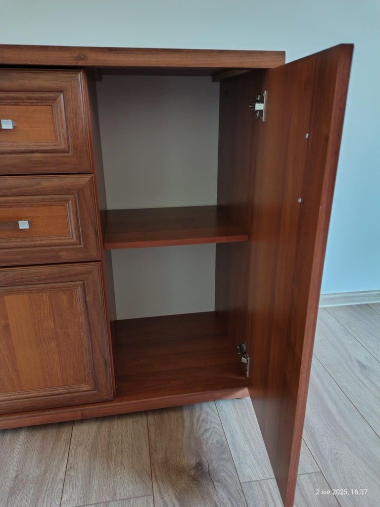 Sprzedam komodę 120x44x90